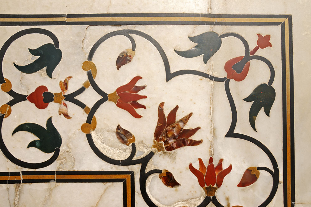 Flower pattern made with inlaid semiprecious stones