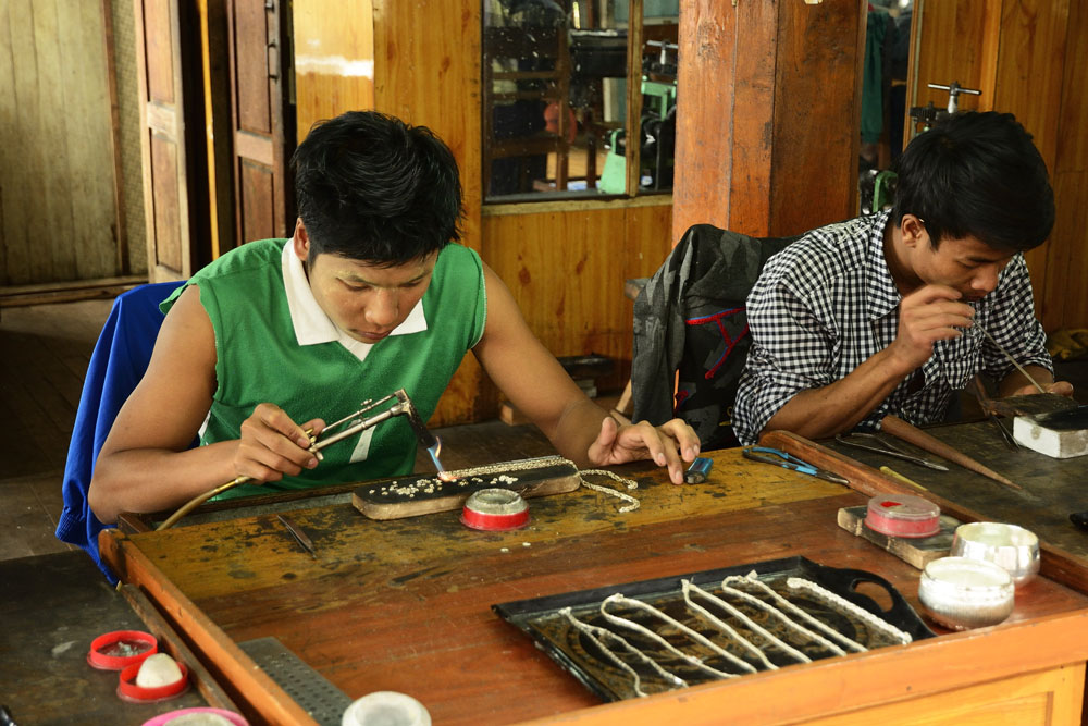 Making jewelry at the silversmith