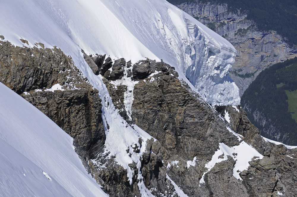 Looking down into the valley from Jungfraujoch