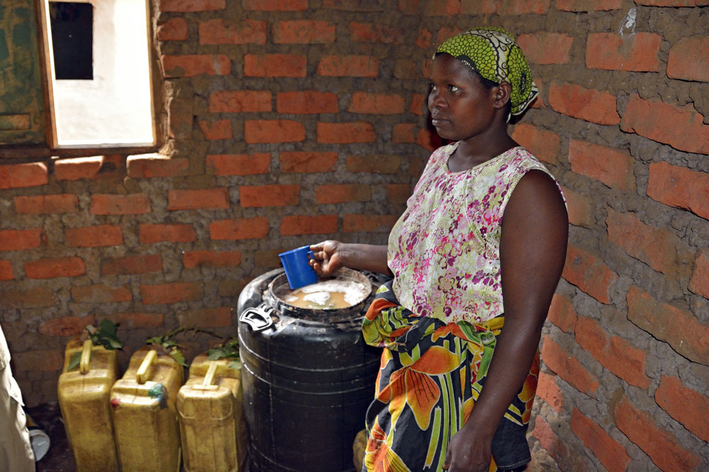 Brewing banana liqueur